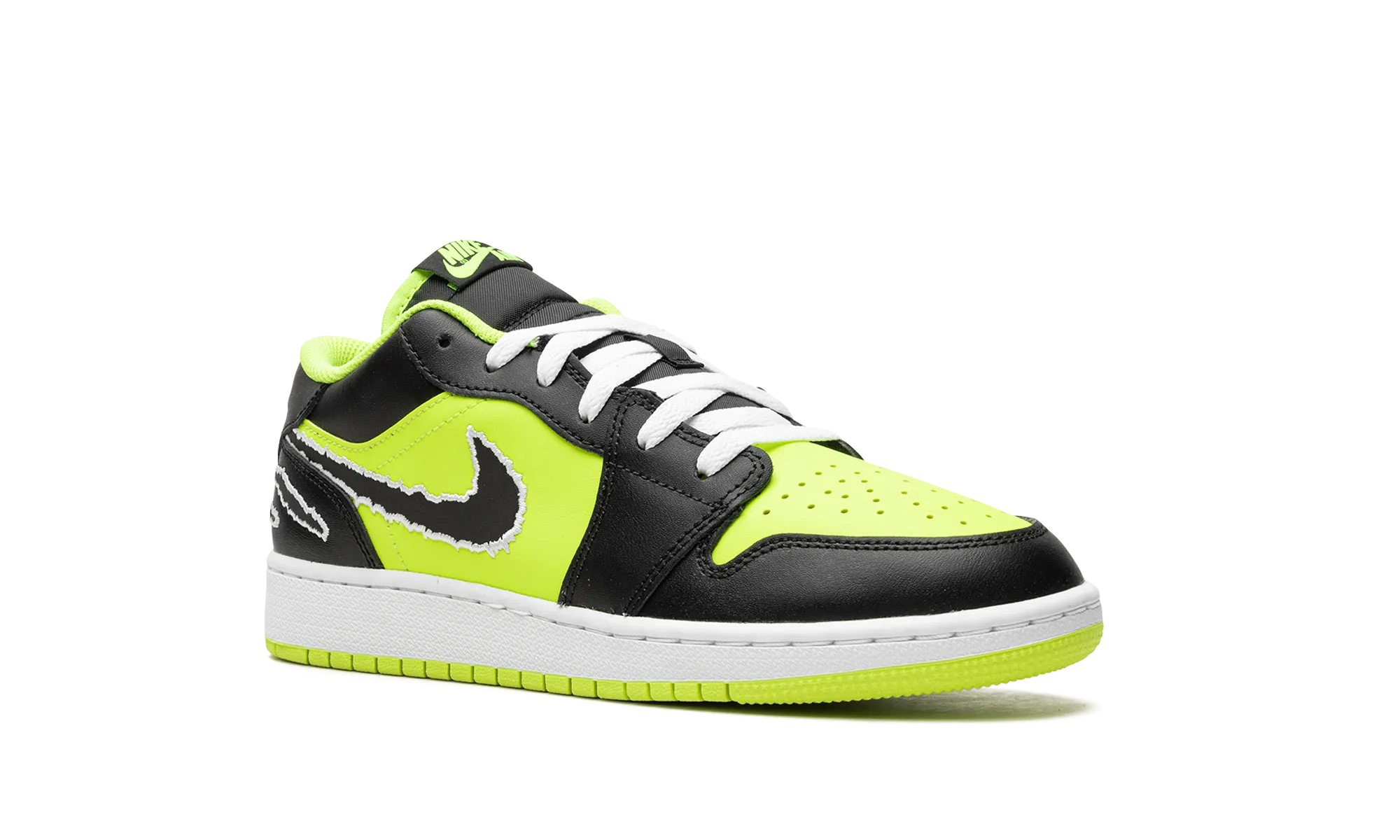 Air Jordan 1 Low SE GS "Black Cat" jordan school kids shoes