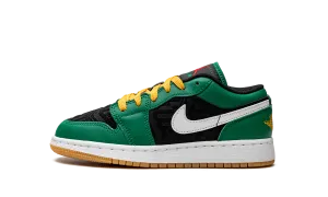 Air Jordan 1 Low SE GS "Christmas" Jordan Grade School styles
