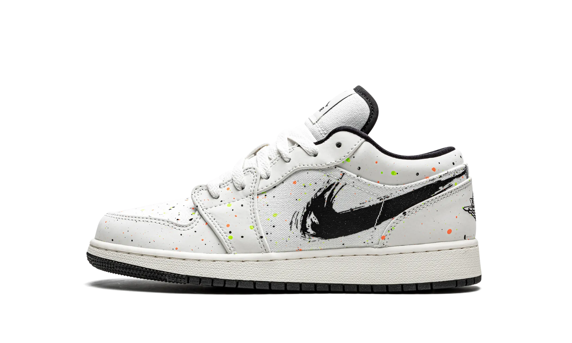Air Jordan 1 Low SE GS "Paint Splatter" jordan school kids shoes