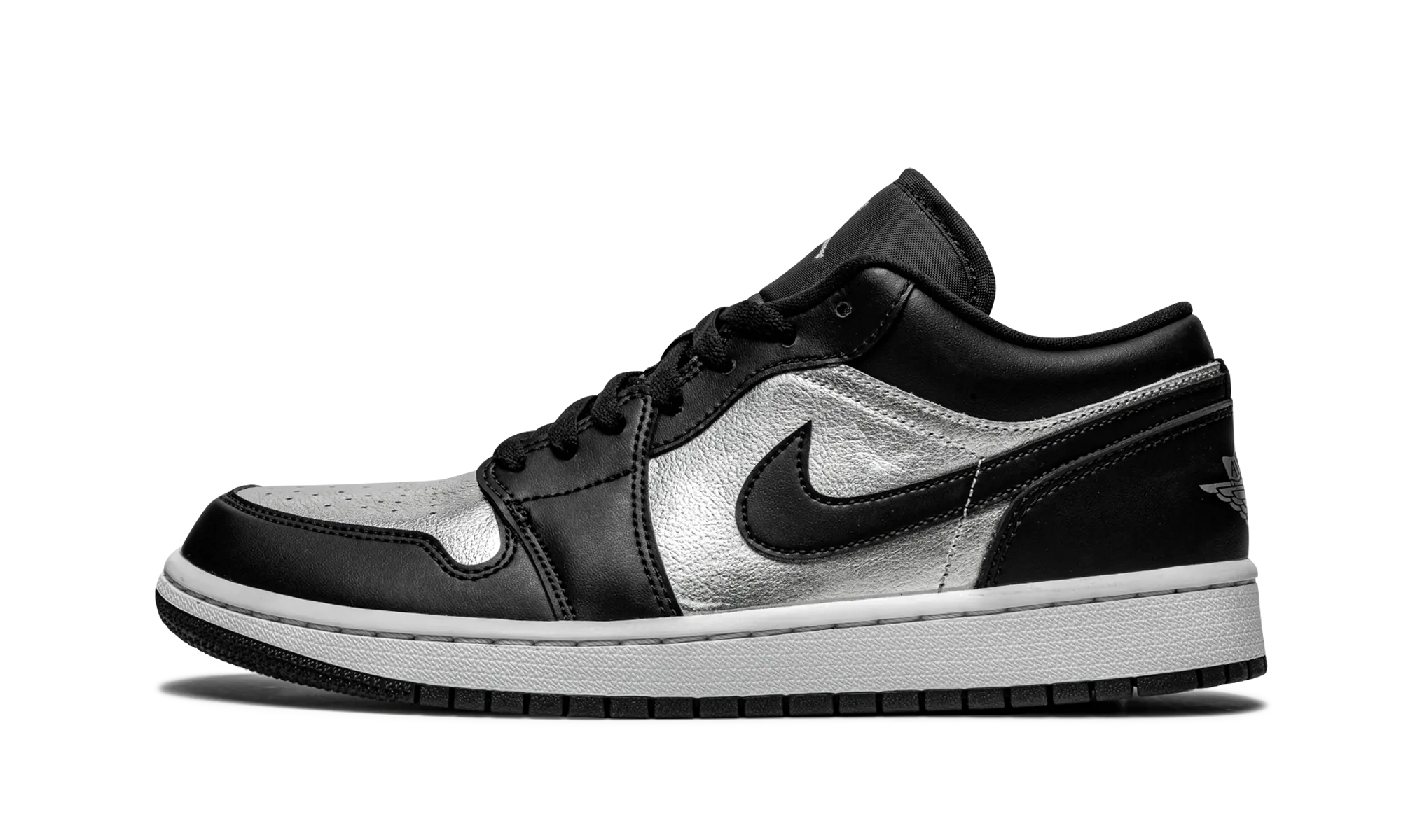 AIR JORDAN 1 LOW SE WMNS "Silver Toe" jordan classic womens shoes