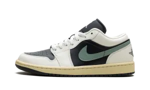 Air Jordan 1 Low WMNS "Jade Smoke" Jordan Women's styles