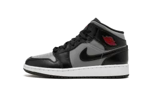 Air Jordan 1 Mid GS "Shadow / Red" Jordan Grade School shoes