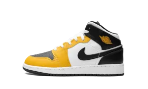 AIR JORDAN 1 MID GS "YELLOW OCHRE" Jordan Grade School shoes