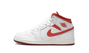 AIR JORDAN 1 MID SE GS "WHITE DUNE RED" Jordan Grade School shoes