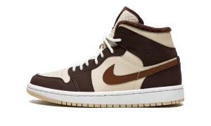 AIR JORDAN 1 MID SE WMNS "Brown Basalt Fleece" Jordan Women's styles