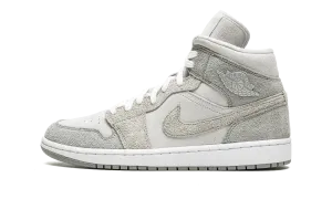 AIR JORDAN 1 MID SE WMNS "Grey Fleece" Jordan Women's styles