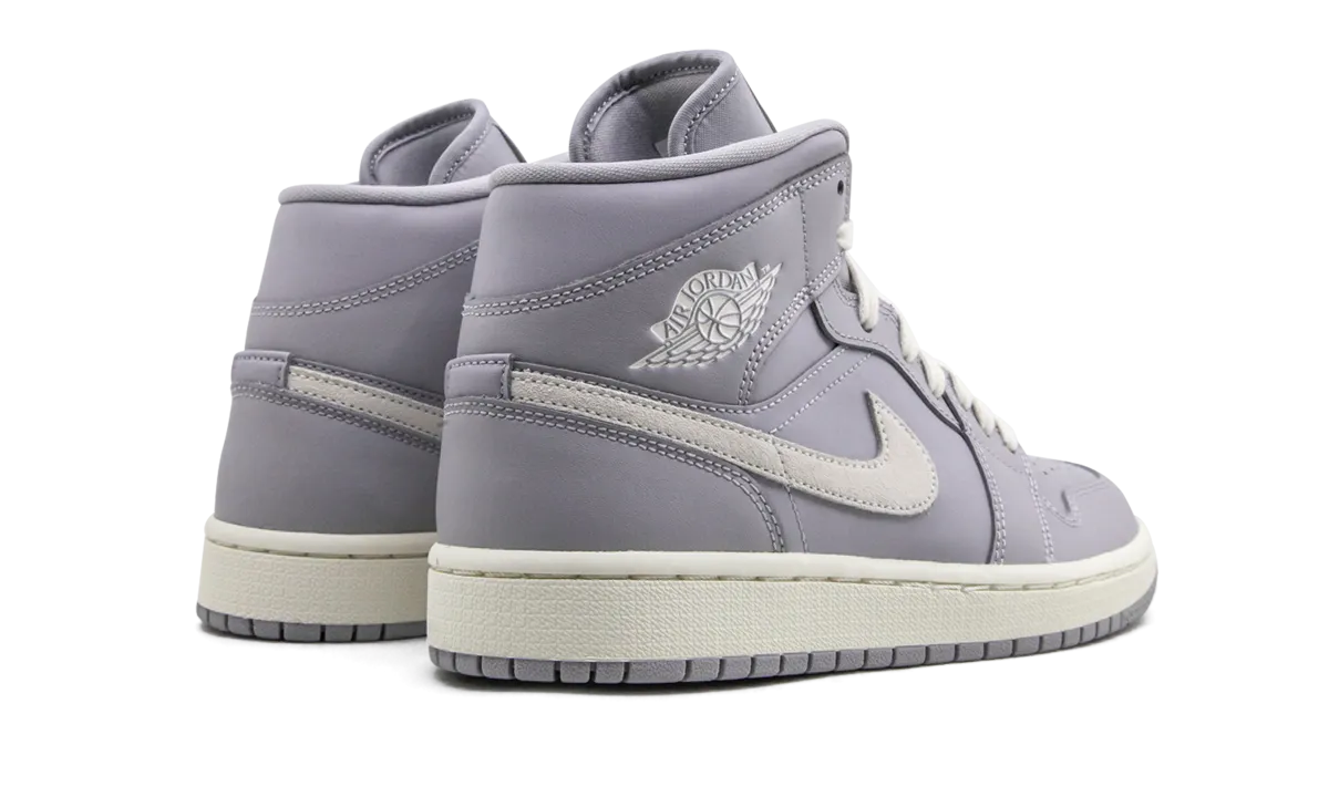 AIR JORDAN 1 MID WMNS jordan classic womens shoes