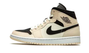 AIR JORDAN 1 MID WMNS "Guava Ice" Jordan Women's styles