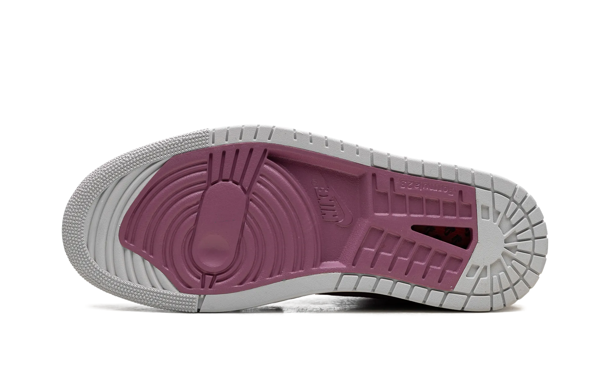 Air Jordan 1 "Bordeaux" jordan classic womens shoes