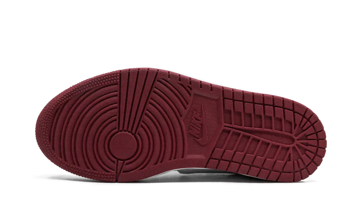 AIR JORDAN 1 RET LO SLIP WMNS "BLACK TOE" jordan classic womens shoes