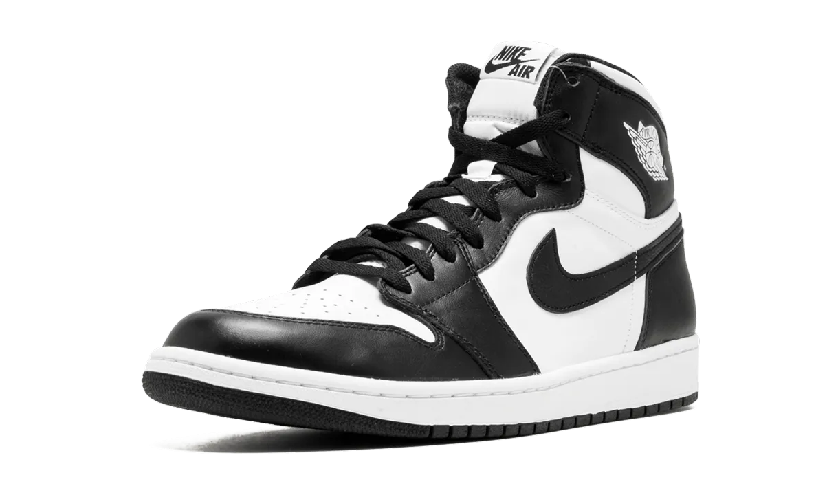 Air Jordan 1 Retro High OG "Black / White 2014" jordan retro mens collection