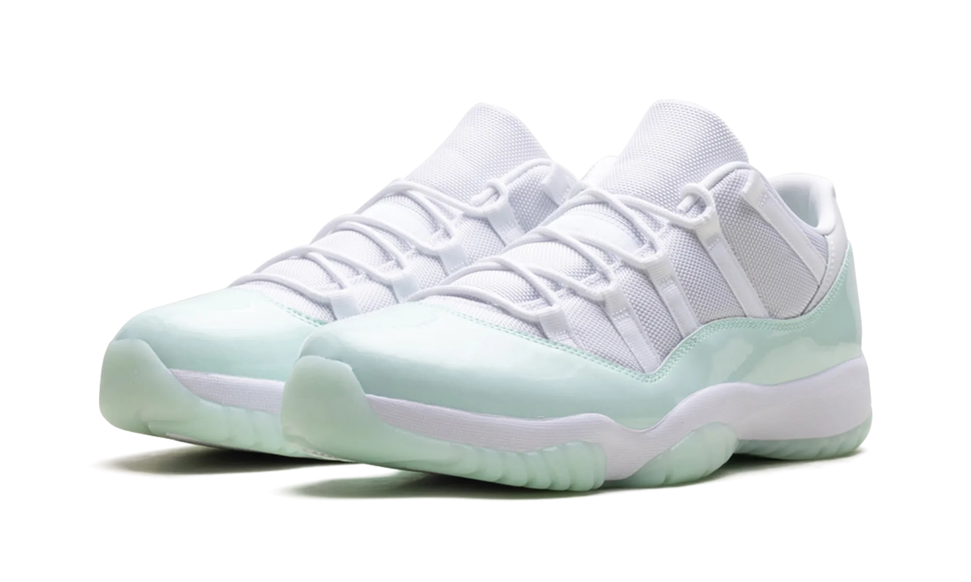 Air Jordan 11 Low WMNS "Igloo" jordan classic womens shoes