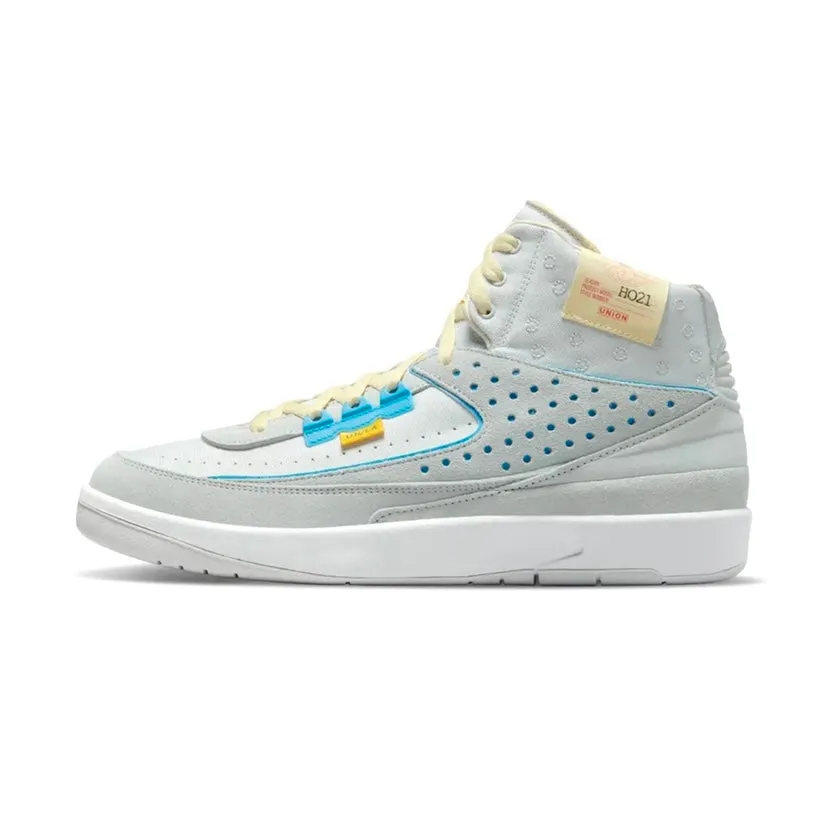 Air Jordan 2 Retro x Union SP Grey Fog Grey Blue Nike Dunk sneakers with classic silhouette