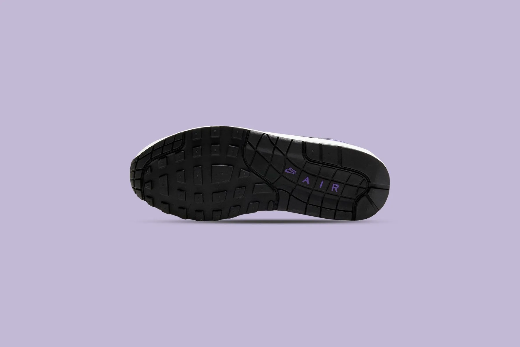 Air Max 1 DNA Ch. 1 - White/Purple Punch Nike Foam Comfort Trainers