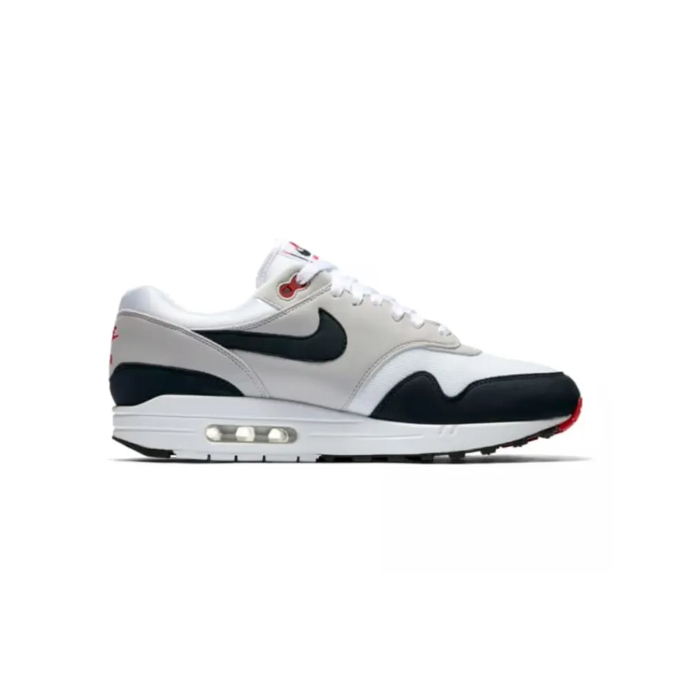 Air Max 1 "Anniversary" White Dark Obsidian University Red Nike Air Max style