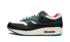 Air Max 1 "LeBron James x Liverpool" Nike Mens shoes