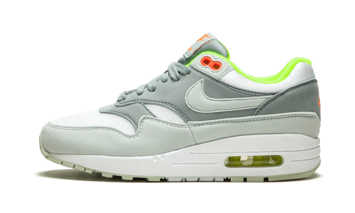 AIR MAX 1 WMNS "Barely Grey / Pumice" Nike Women's designs
