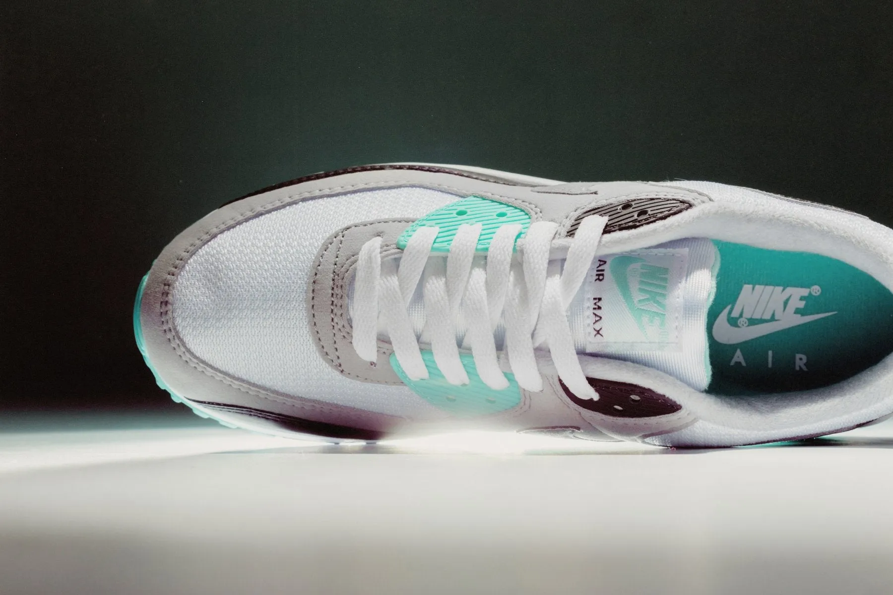 Air Max 90 - White/Particle Grey/Hypher Turq/Black Nike Foam Comfort Trainers
