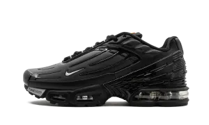 Air Max Plus 3 "TRIPLE BLACK" Nike Mens styles