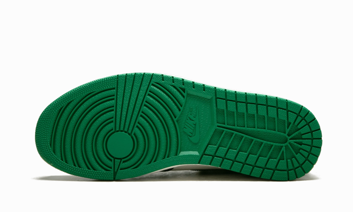 Air Jordan 1 Retro High OG "Pine Green" jordan premium mens sneakers