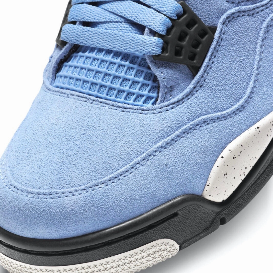 Air Jordan 4 Retro UNC University Blue Black White Retro Sneakers