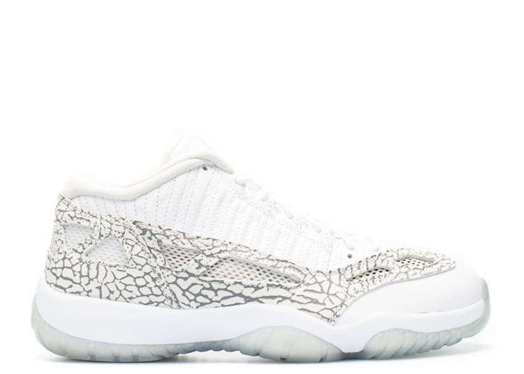 AJ 11 Retro Low IE Cobalt (2015) Air Jordan classic models for sneaker lovers