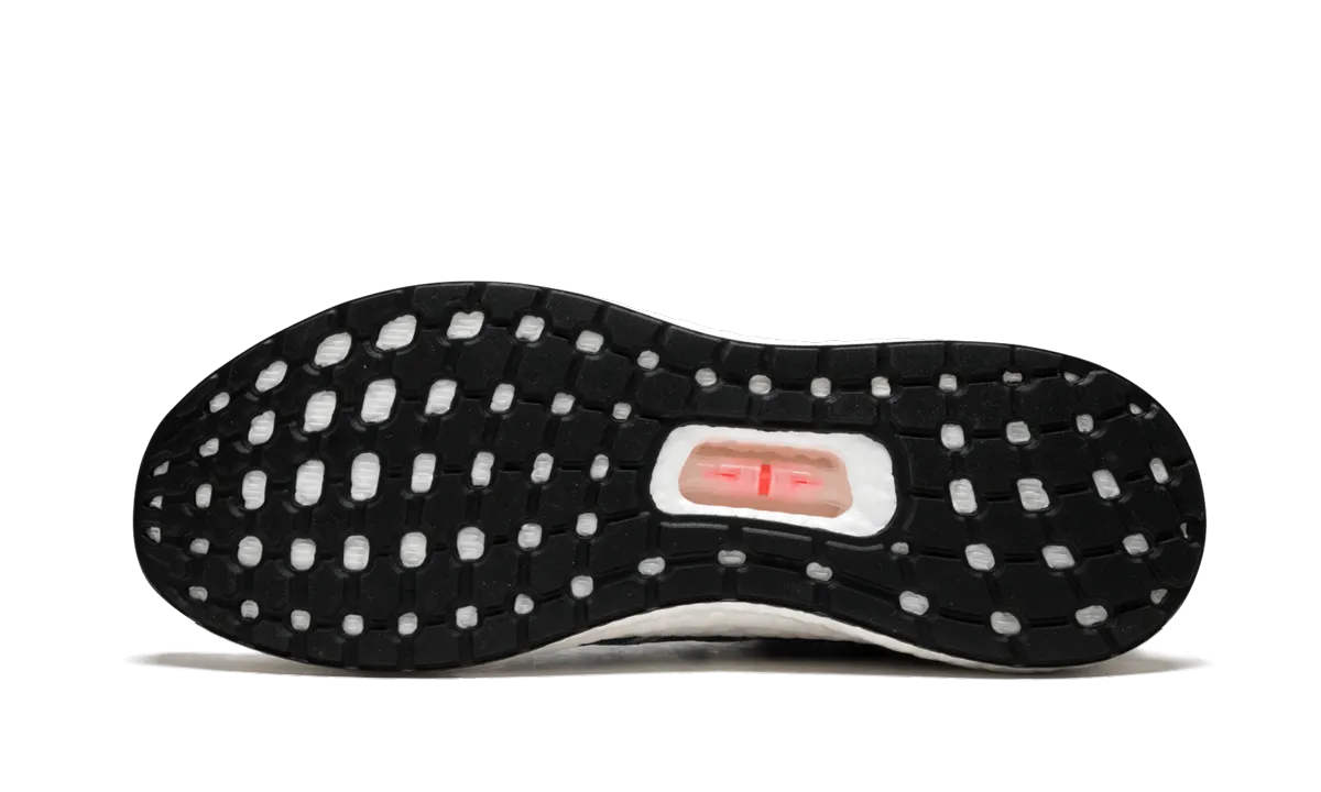 AM4LDN adidas mesh sneakers for men