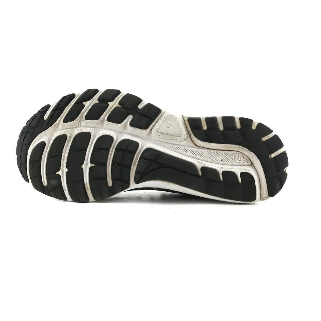 ASICS GEL CUMULUS 22 sporty Asics footwear images