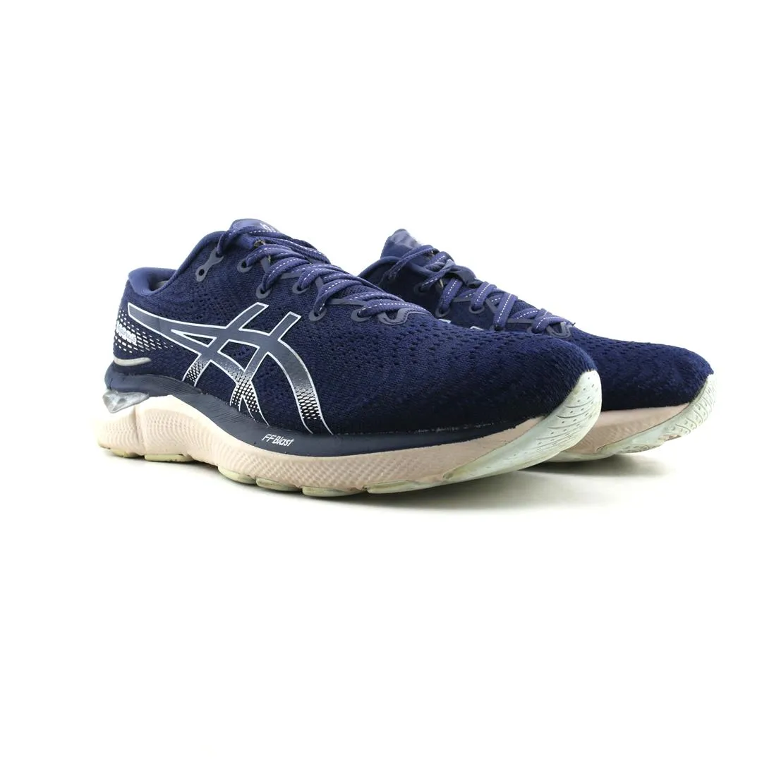 ASICS GEL-CUMULUS 24 lightweight athletic shoe visuals