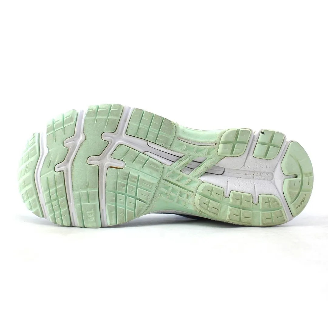 ASICS GEL-KAYANO 26 sporty Asics footwear images