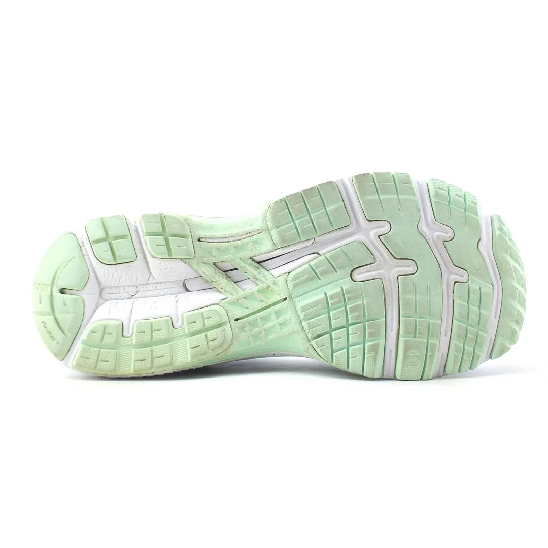 ASICS GEL-KAYANO 26 sporty Asics footwear images