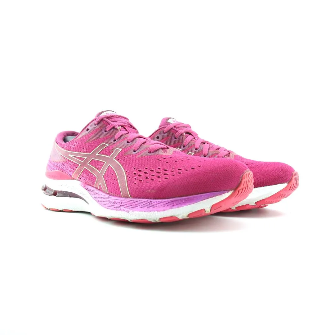 ASICS GEL-KAYANO 28 performance running shoe photos