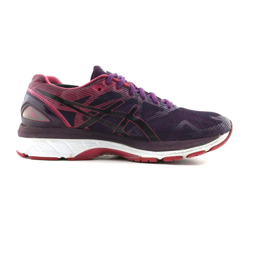 ASICS GEL NIMBUS 19 performance running shoe photos