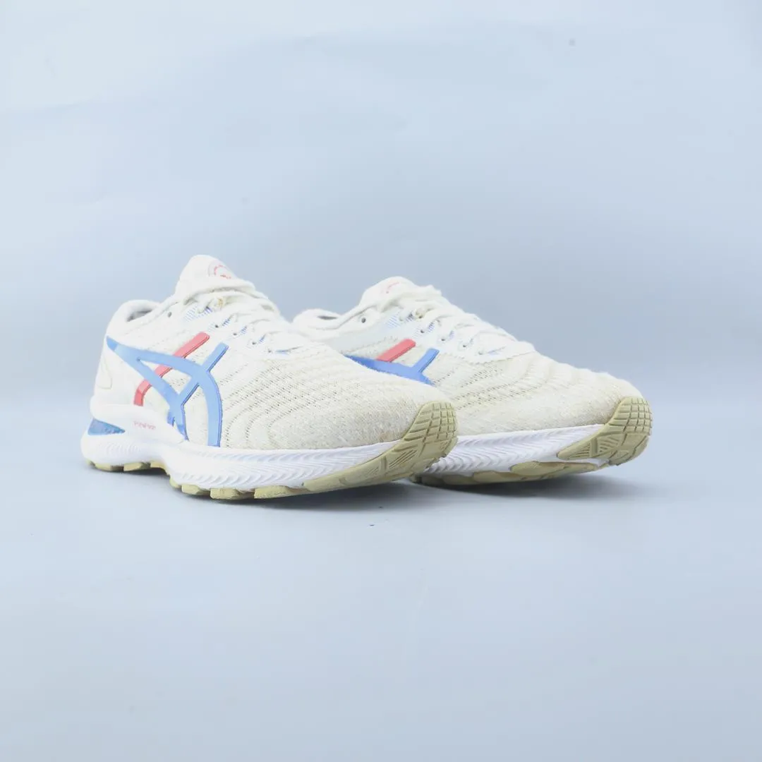ASICS GEL-NIMBUS 22 performance running shoe photos
