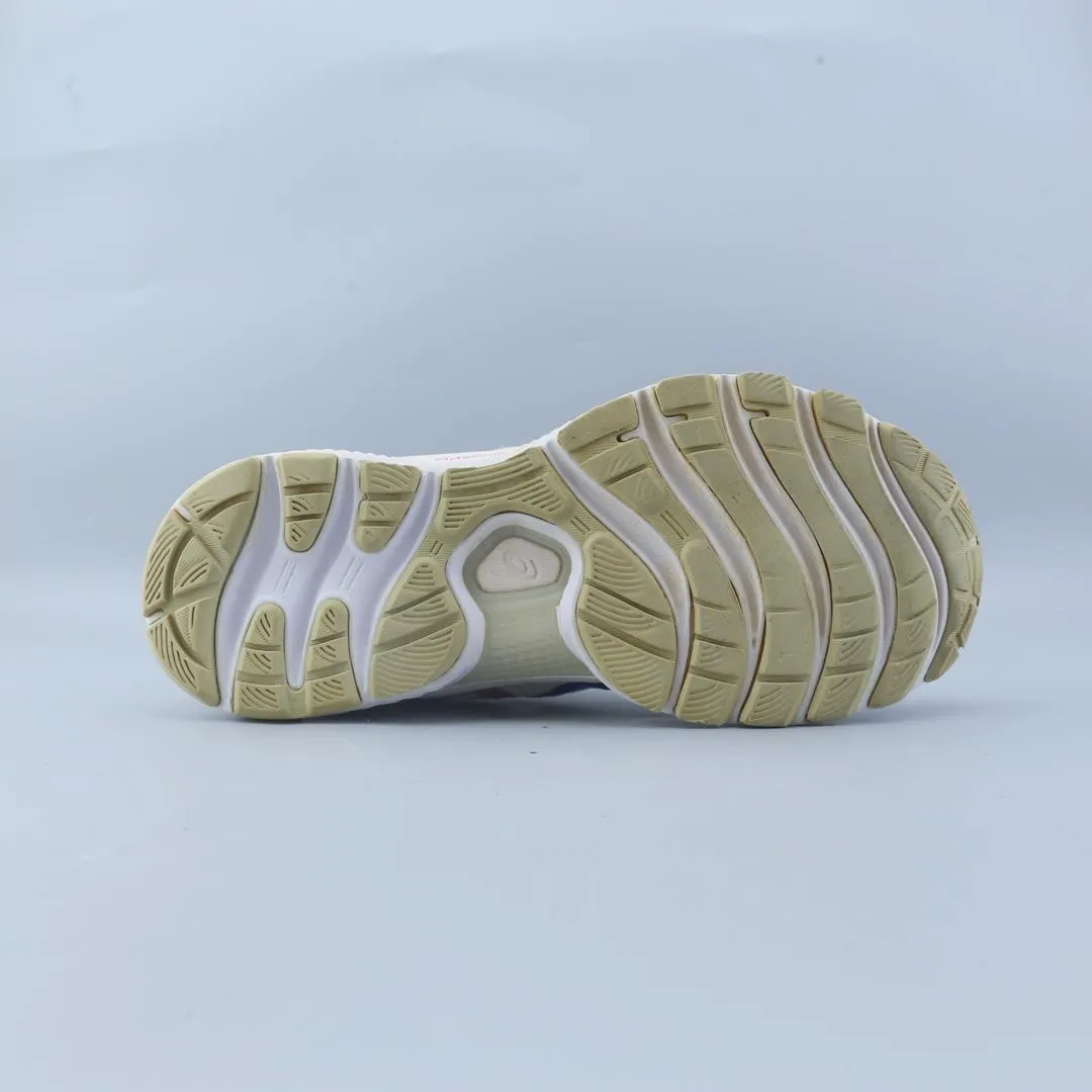 ASICS GEL-NIMBUS 22 performance running shoe photos