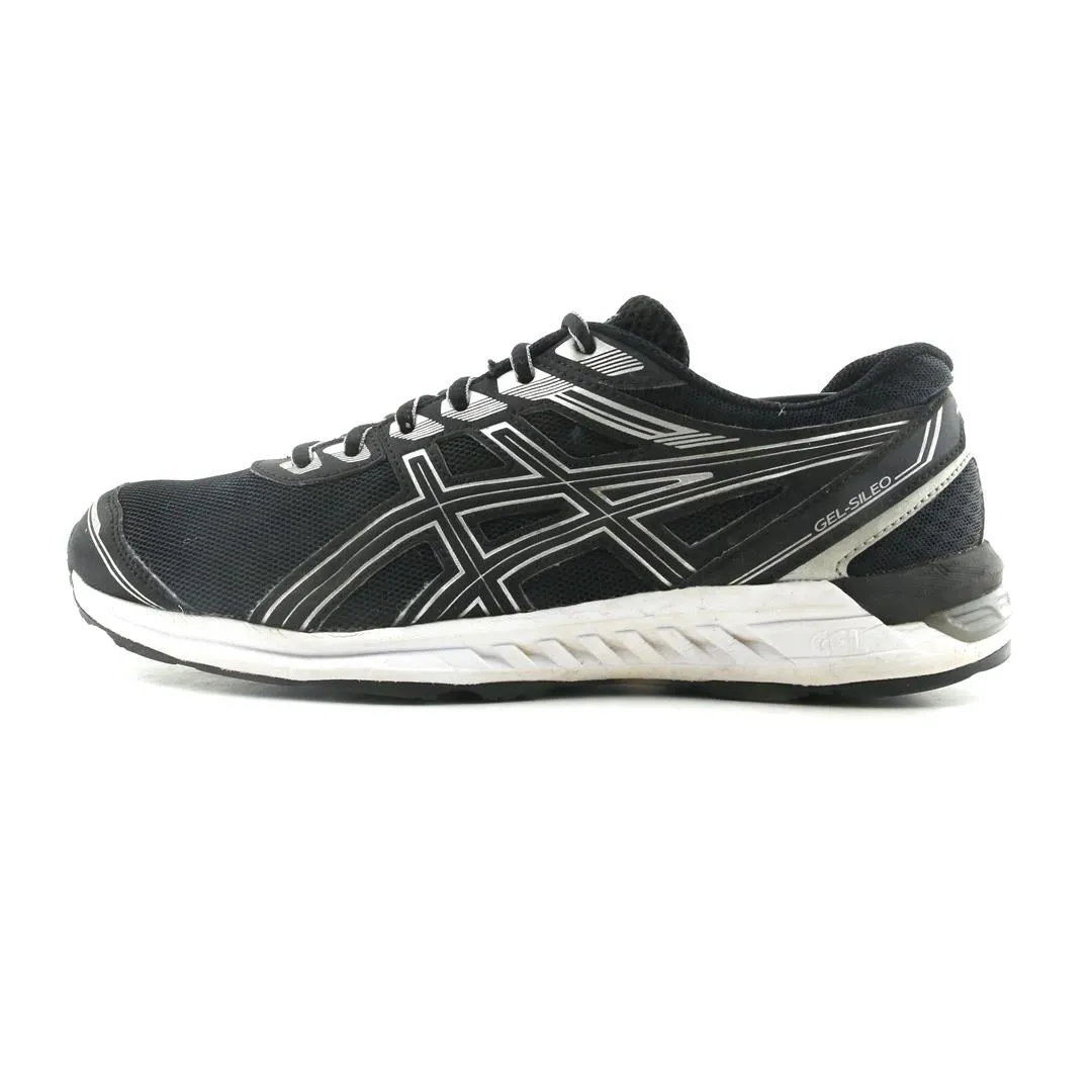 ASICS GEL-SILEO Asics running footwear