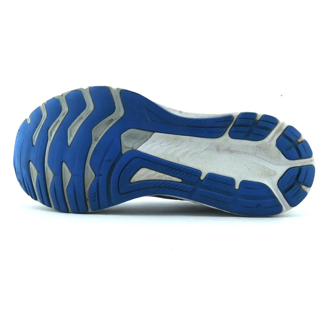 ASICS GT-2000 10 lightweight athletic shoe visuals