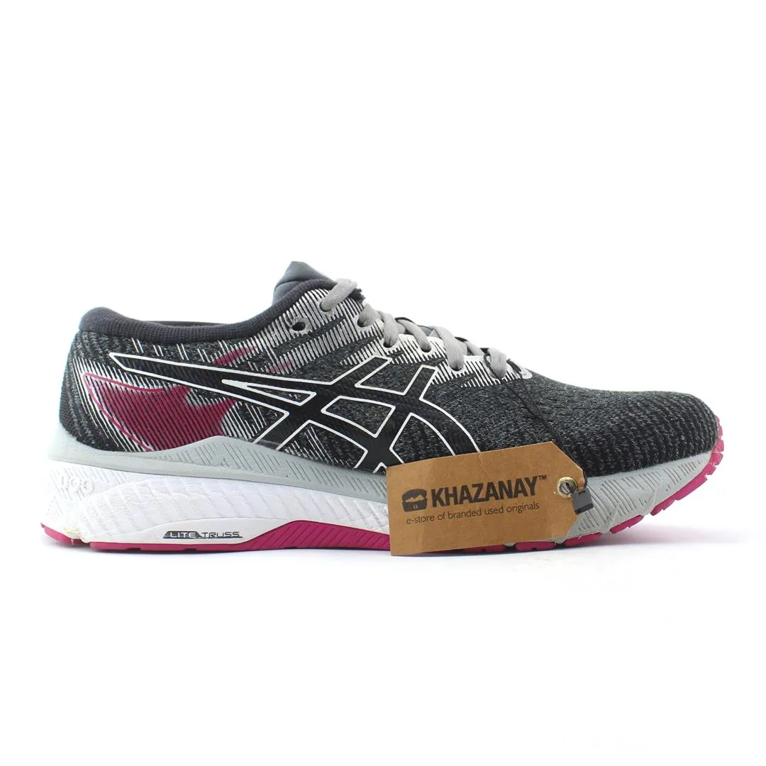 ASICS GT-2000 10 sporty Asics footwear images
