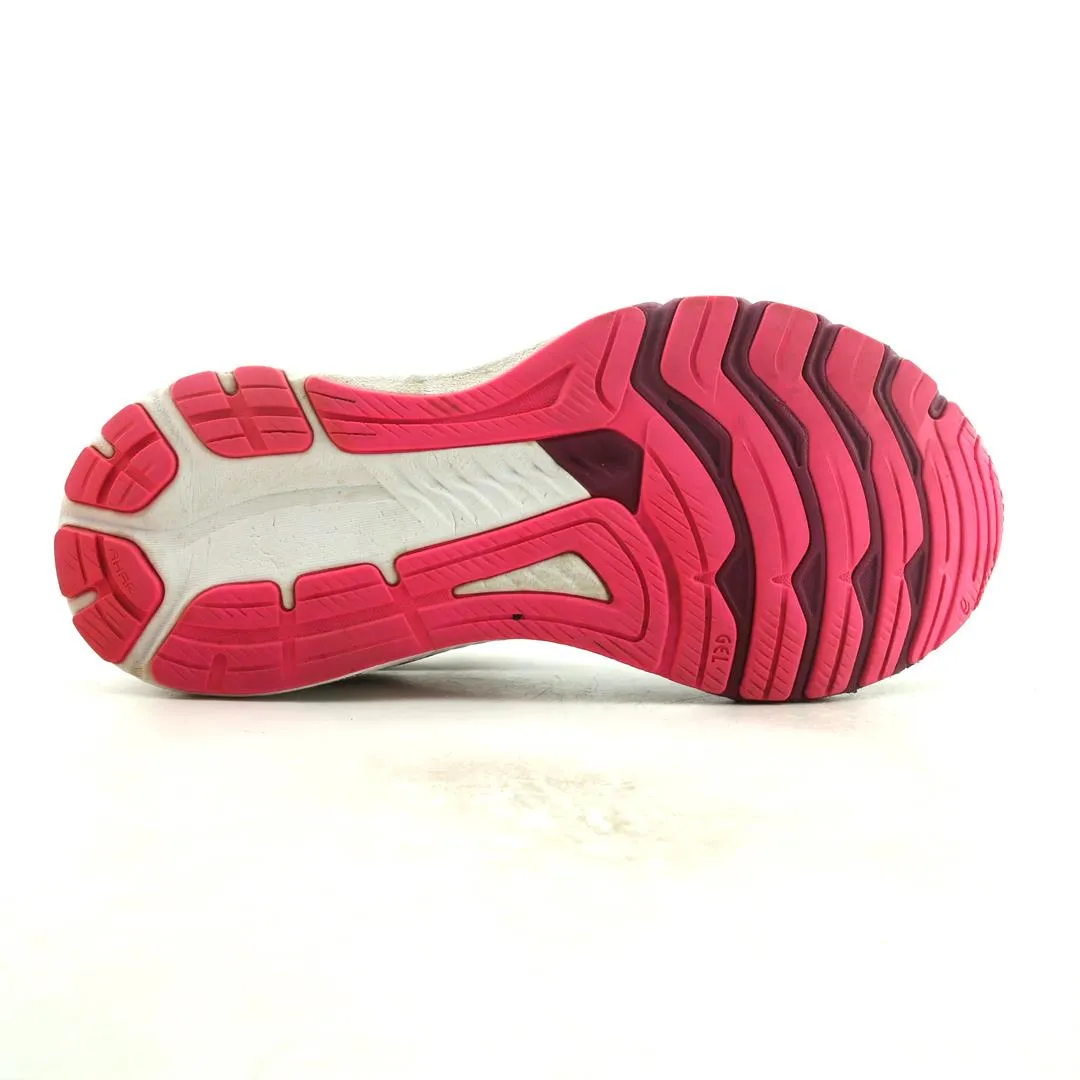 ASICS GT-2000 10 sporty Asics footwear images