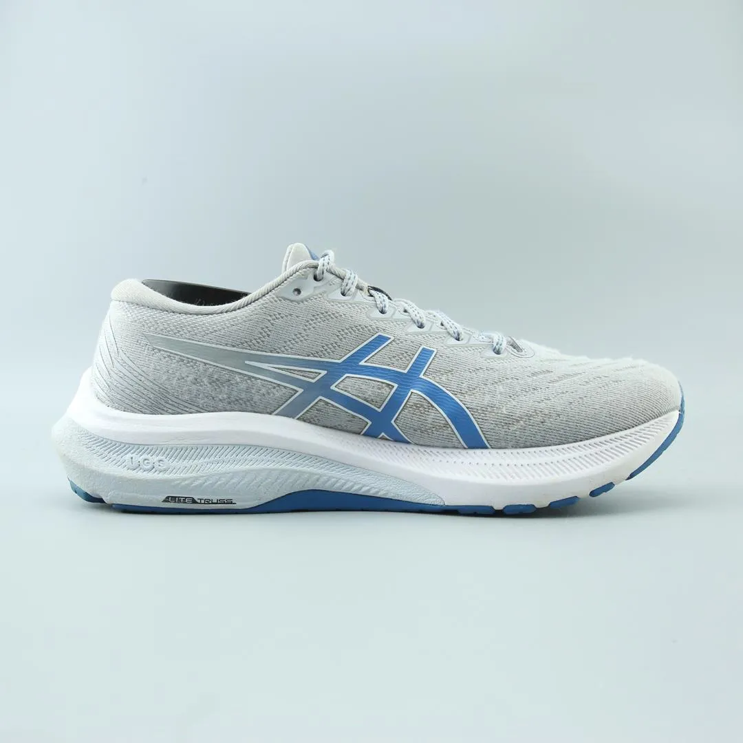 ASICS GT 2000 11 performance running shoe photos
