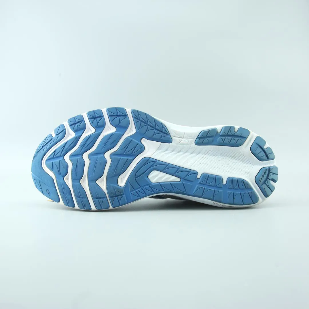 ASICS GT 2000 11 performance running shoe photos
