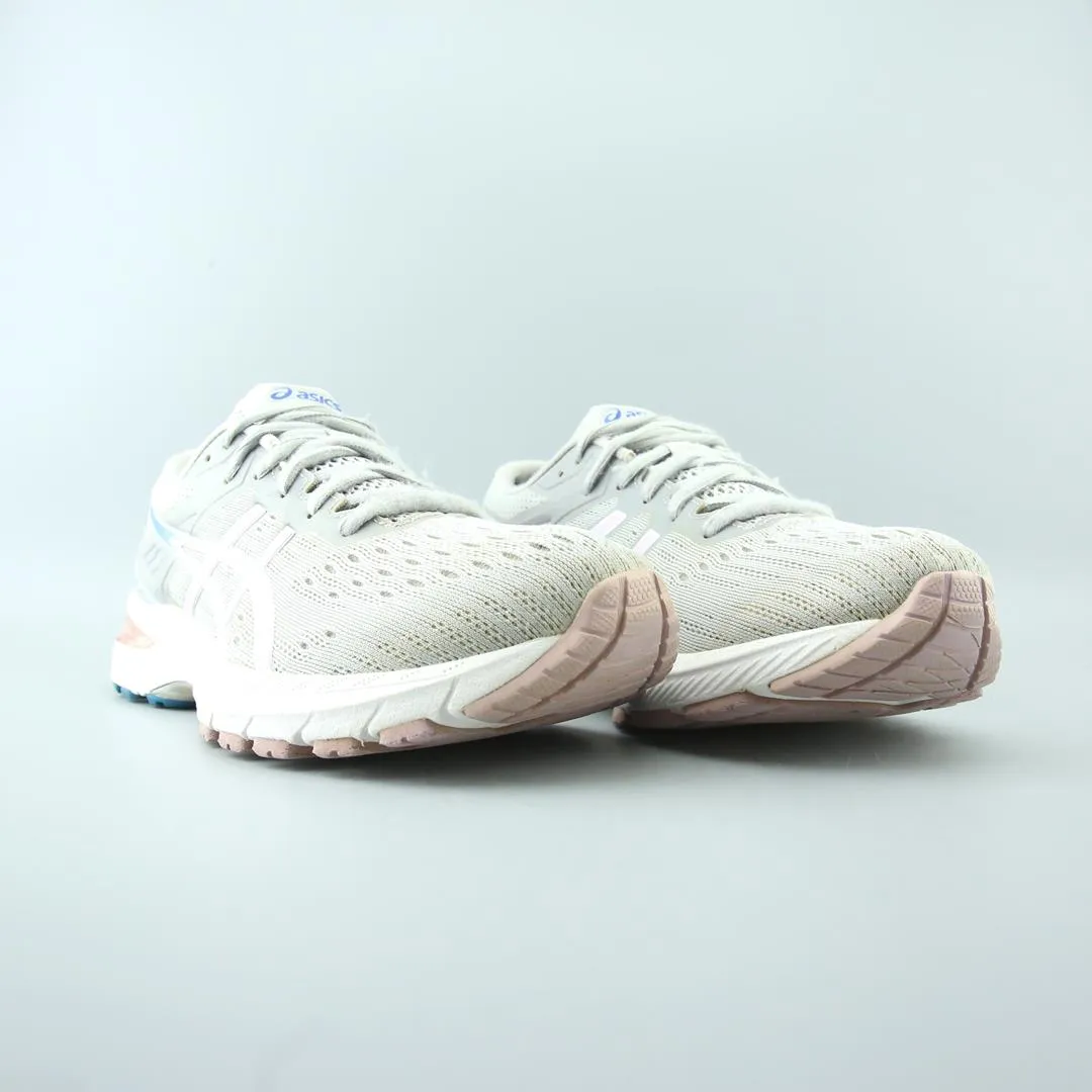ASICS GT-2000 9 lightweight athletic shoe visuals