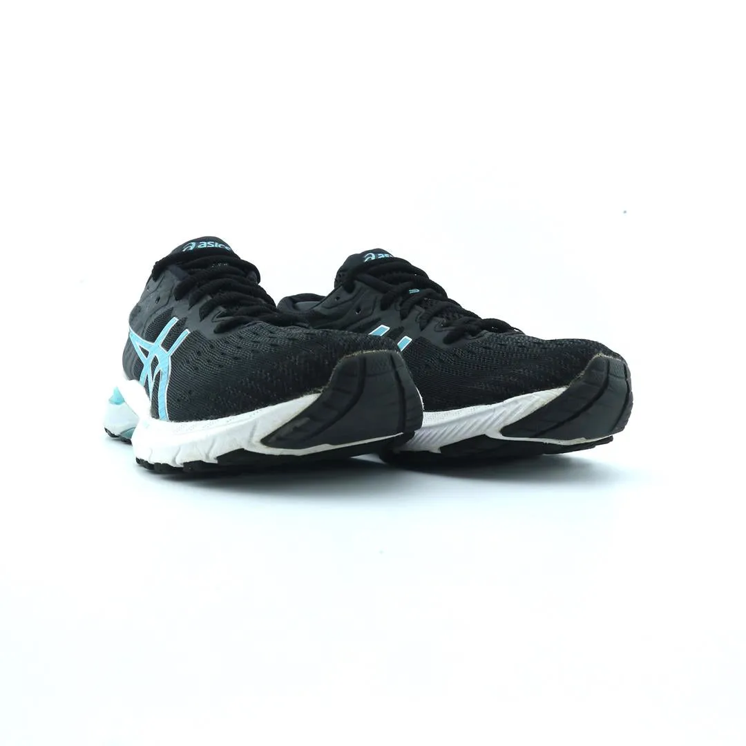 ASICS GT 2000 9 performance running shoe photos