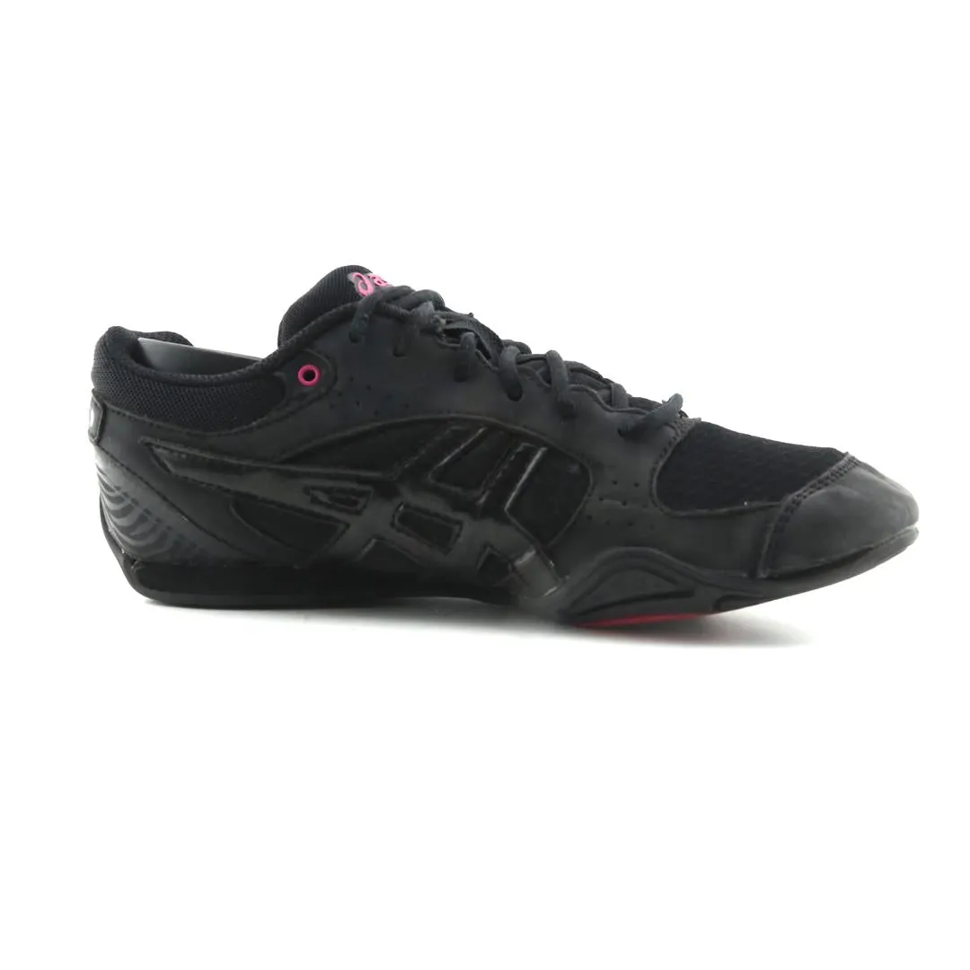 ASICS RHYTHMIC 2 lightweight athletic shoe visuals