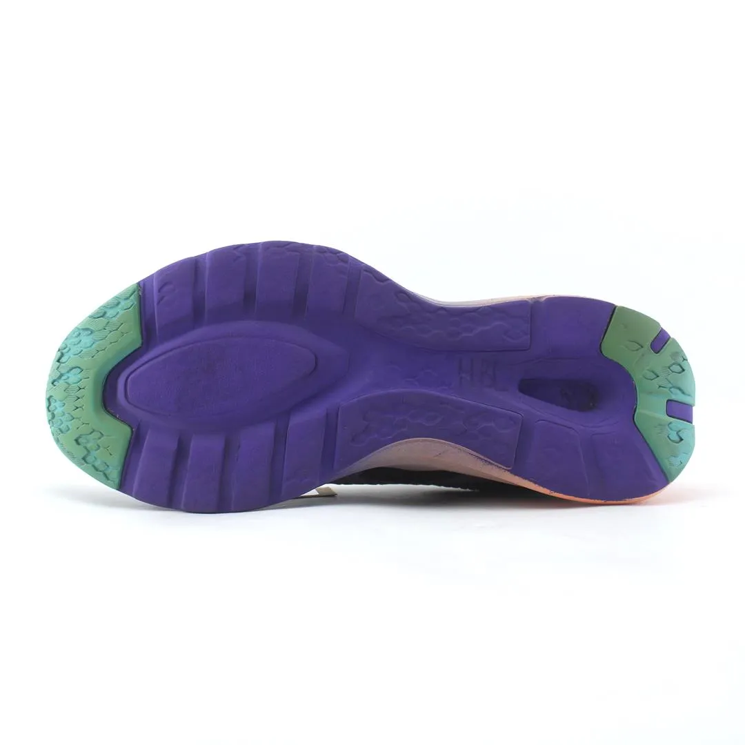 ASICS VERSABLAST sporty Asics footwear images