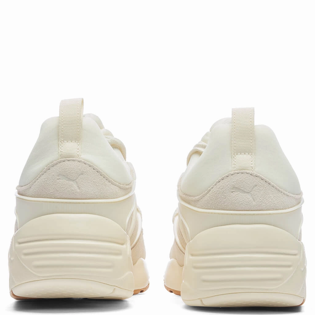 Blaze of Glory MMQ - White Puma Suede Street Sneakers