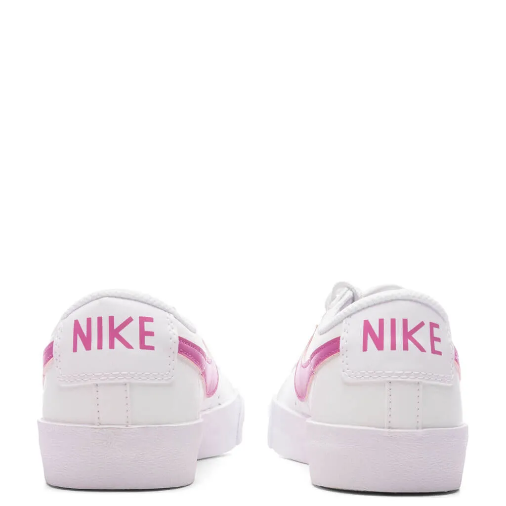 Blazer Low '77 (GS) - Summit White/Cosmic Fuchsia/White Nike trainers with responsive foam