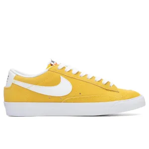 Blazer Low '77 - Speed Yellow/White Nike shoes with cushioned air sole