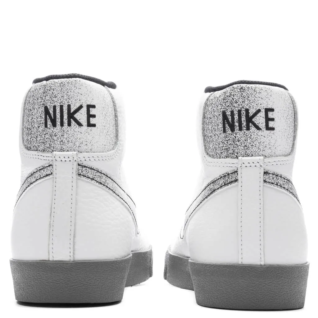 Blazer Mid 77 EMB - White/Smoke Grey/Black Nike trainers with responsive foam