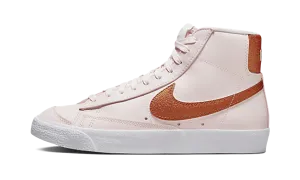 BLAZER MID '77 ESSENTIAL WMNS "LIGHT SOFT PINK" Nike Women's styles